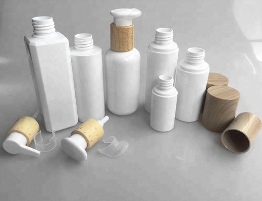 PET plastic cosmetic Emulsion bottle skin care water bottle with wood bamboo cap