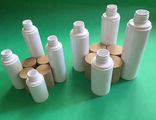 PET plastic cosmetic Emulsion bottle skin care water bottle with wood bamboo cap